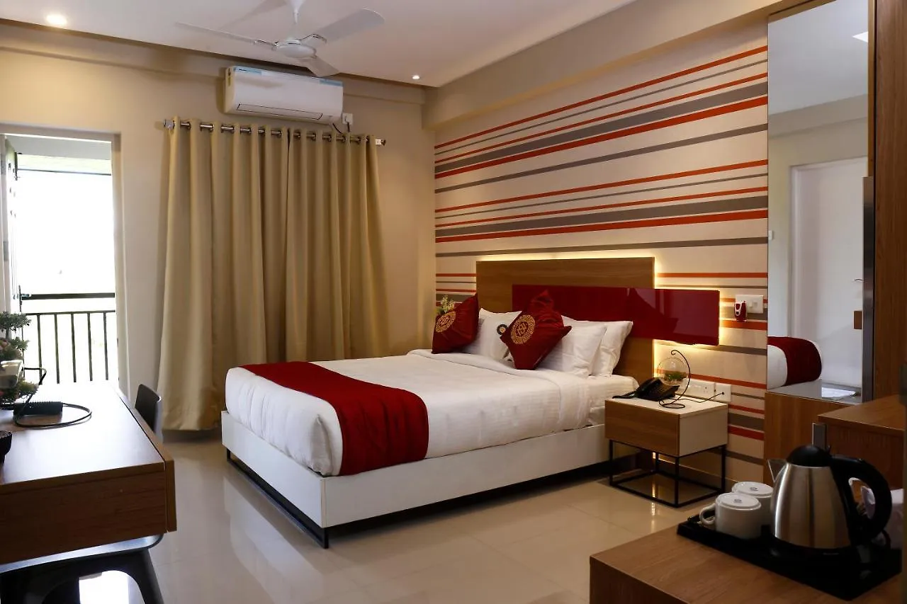 Noor Jehan'S Grand Noor Hotel Palakkad India