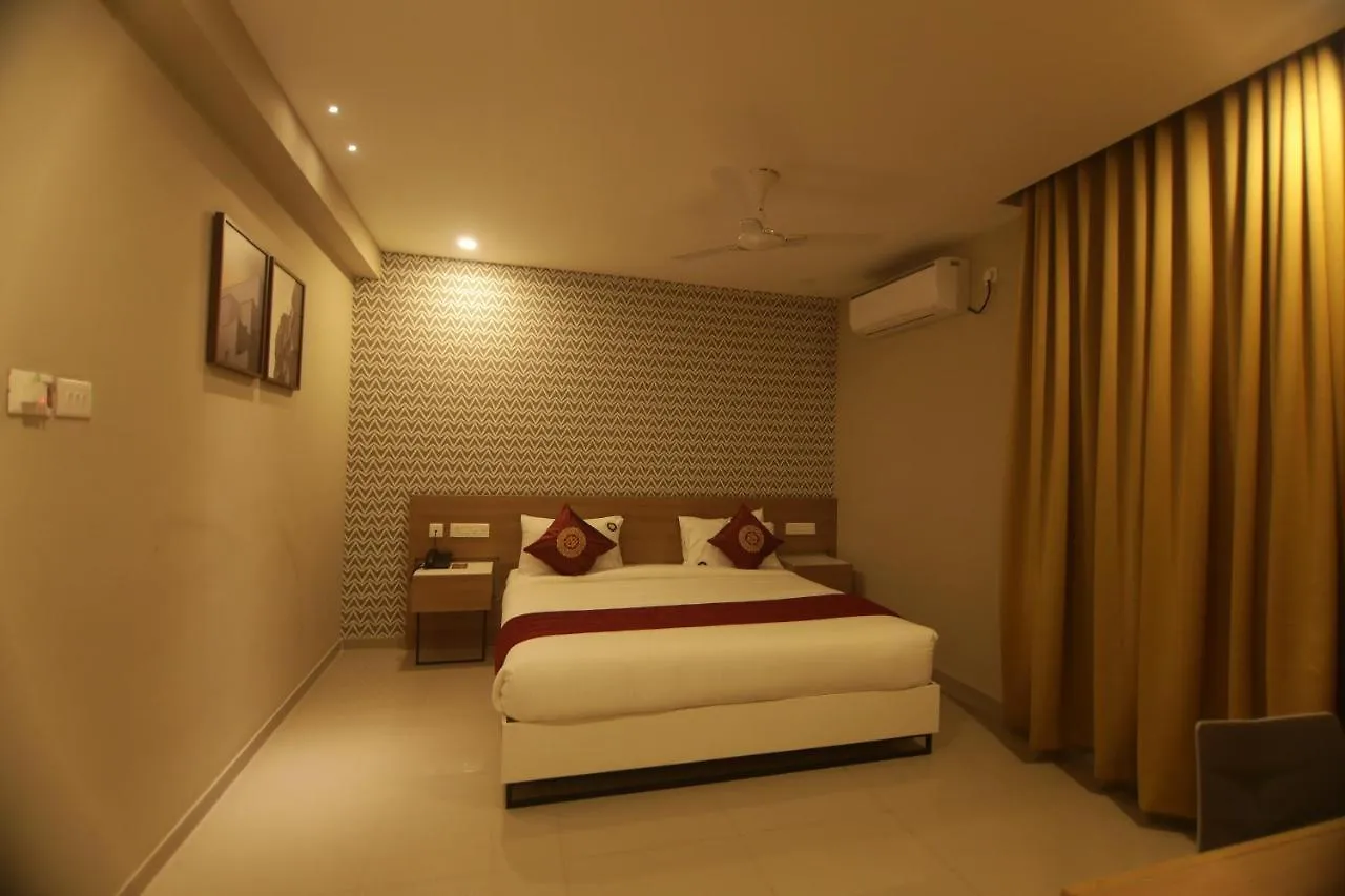 Hotel Noor Jehan'S Grand Noor Palakkad 4*,